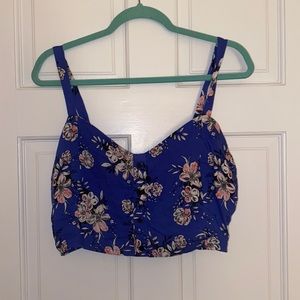 CHARLOTTE RUSSE floral crop top